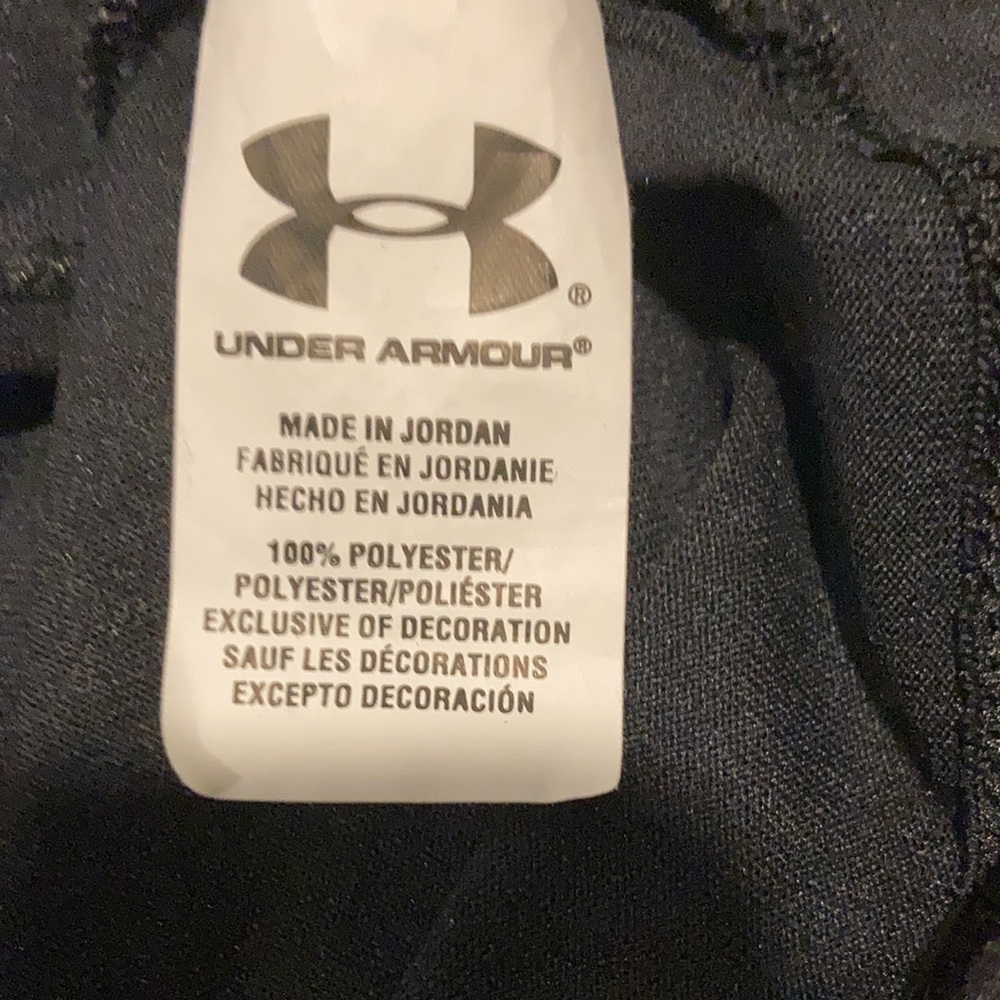 EUC Under Armour Semi-Fitted Razorback Heat Gear Size XL/TG/XG - Picture 9 of 10